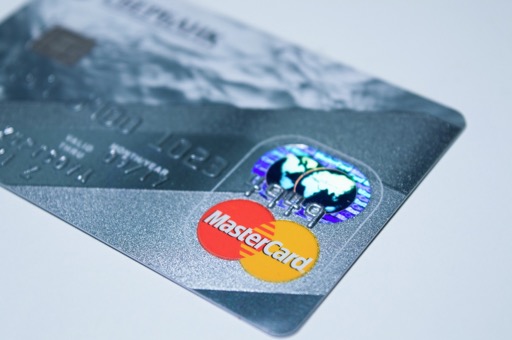 Bank Card - Key Factors To Consider When Choosing the Right Card
