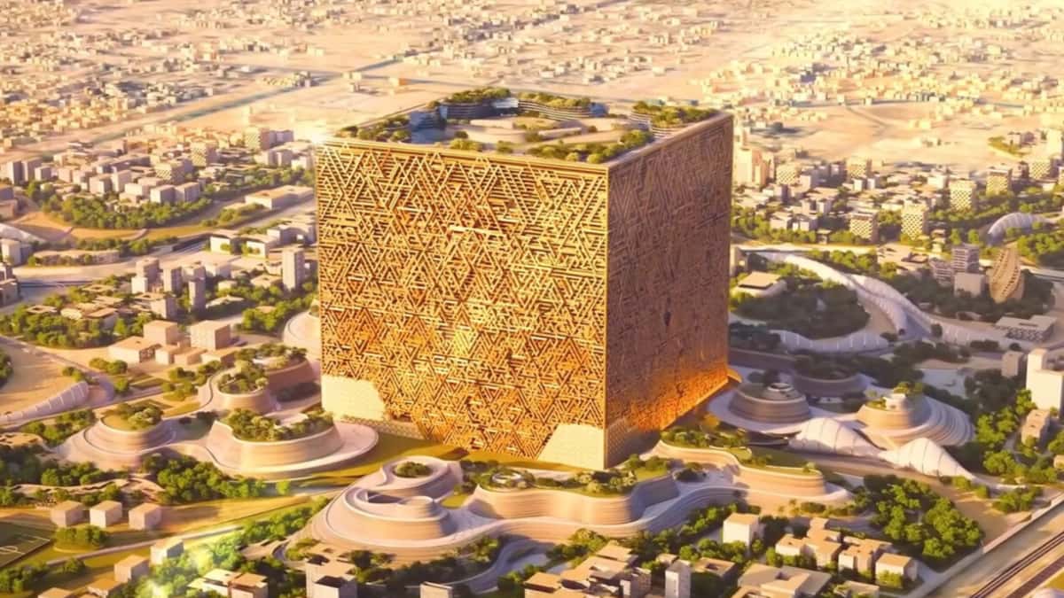 Saudi Arabia’s Latest Urban Project Is A Giant Cube That Can Fit 20 Empire State Buildings
